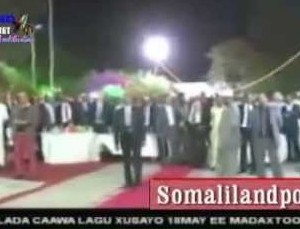 DAAWO: Madax-dhaqameedka Soomaaliya oo Madaxweyne Siilaanyo hortiisa kaga dhawaaqay Aqoonsiga Somaliland